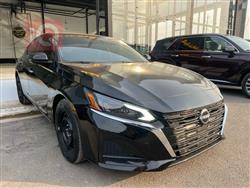 نيسان ألتيما